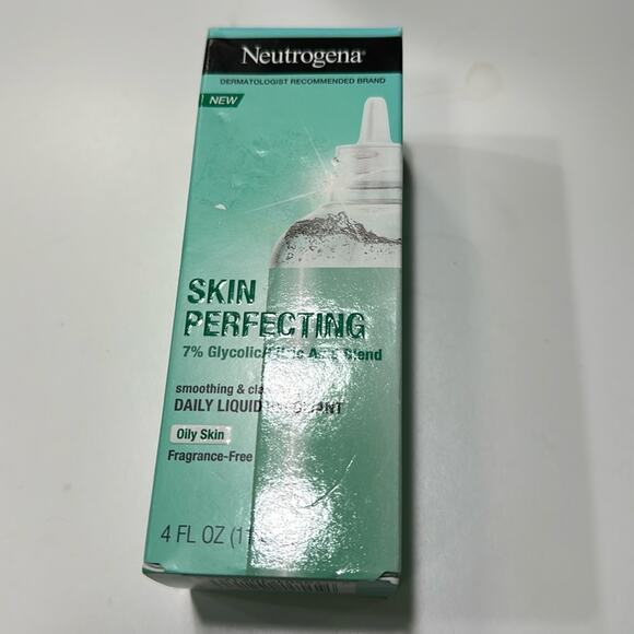 Skin Perfecting Oily Skin Liquid Facial Exfoliant - Picture 1 of 4